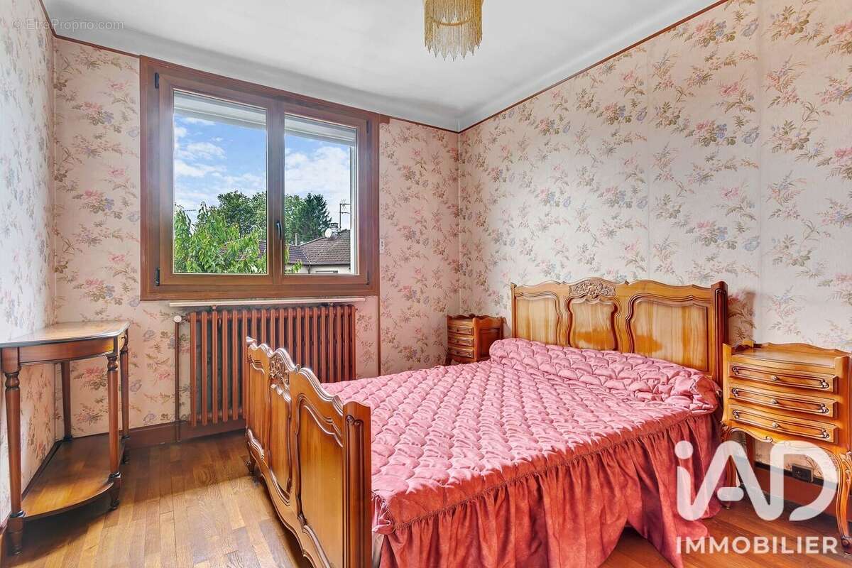 Photo 7 - Maison à VIGNEUX-SUR-SEINE