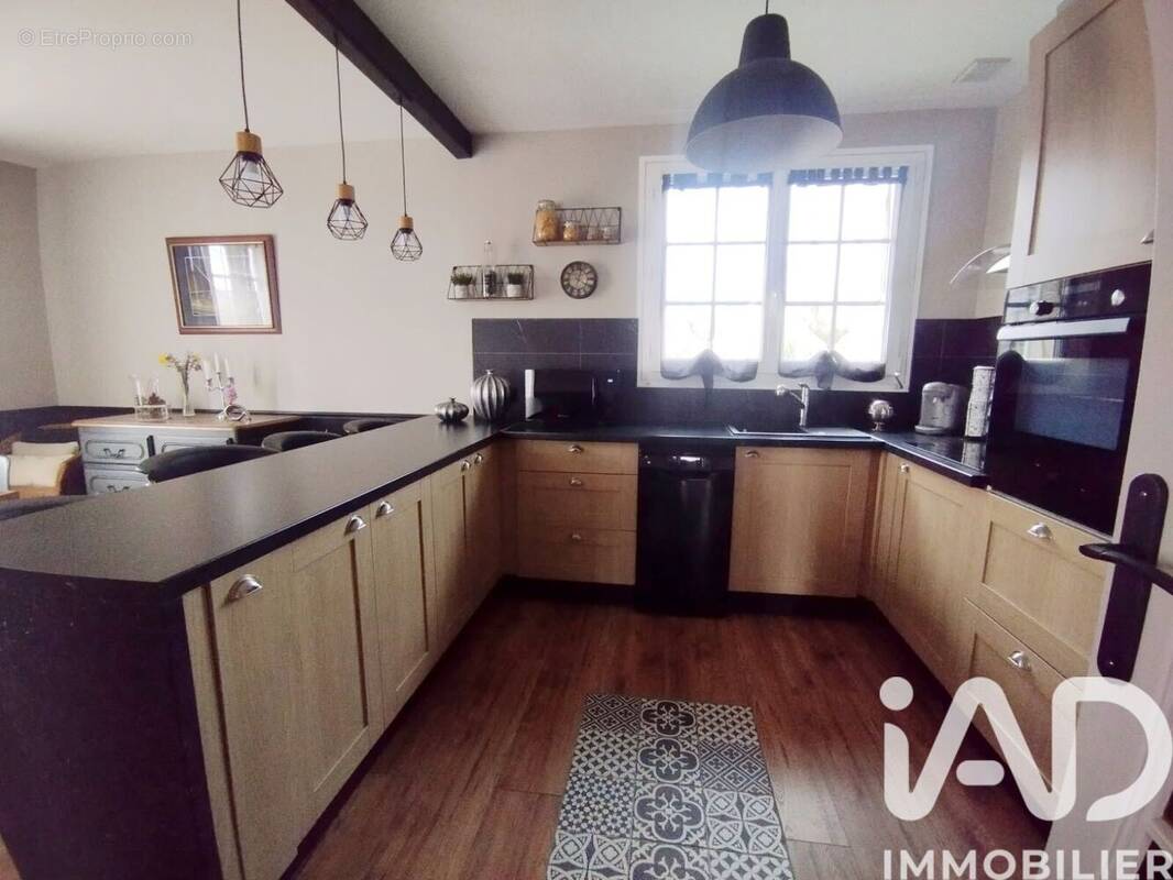 Photo 1 - Maison à SAINT-DENIS-LES-PONTS