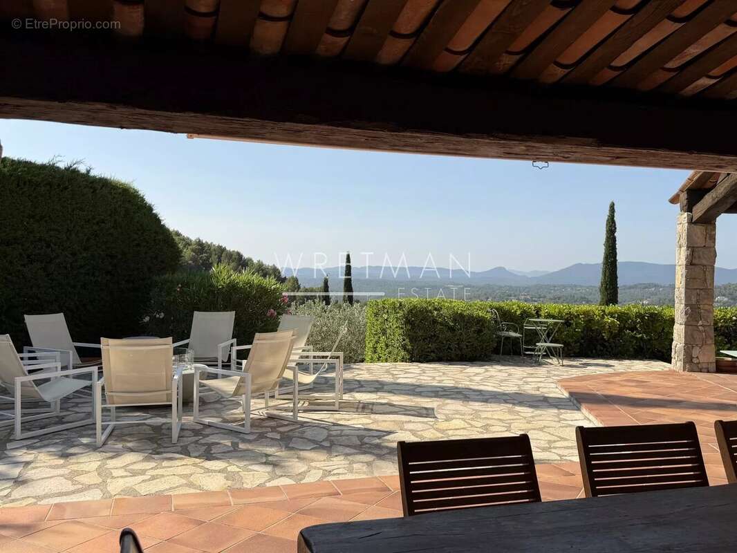 Villa en pierre avec 6 chambres et vue panoramique - SEILLANS - photo 13