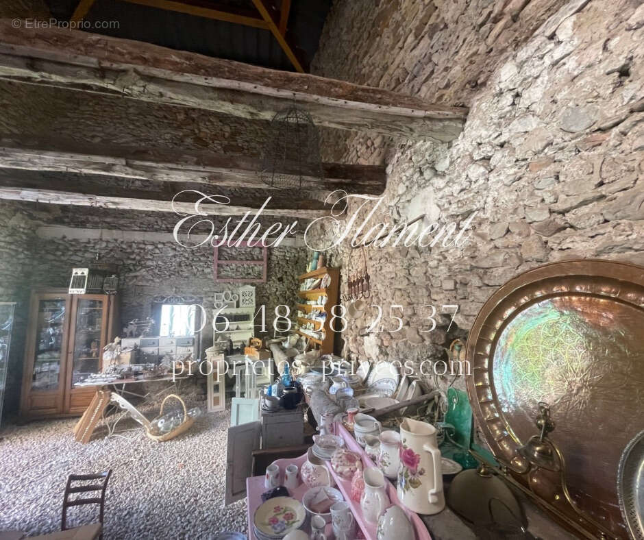 Maison à SAINT-JULIEN-DE-CASSAGNAS