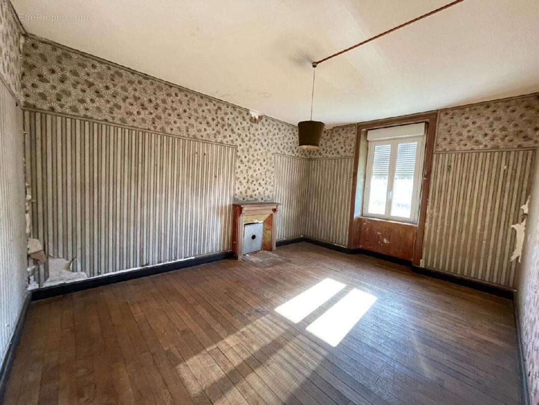 Maison 266 m² à Gorre  - photo 3