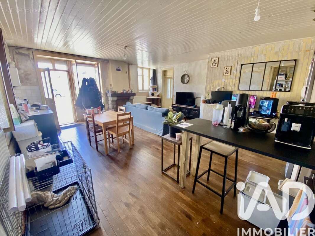 Maison 120 m² à Lantillac  - photo 4