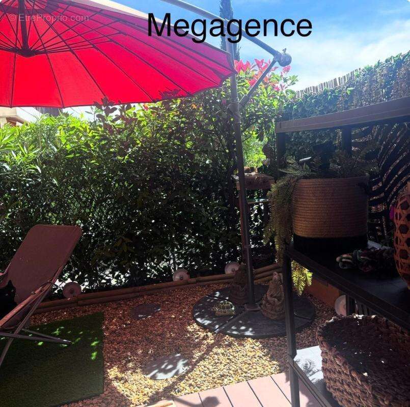 Appartement à BORMES-LES-MIMOSAS