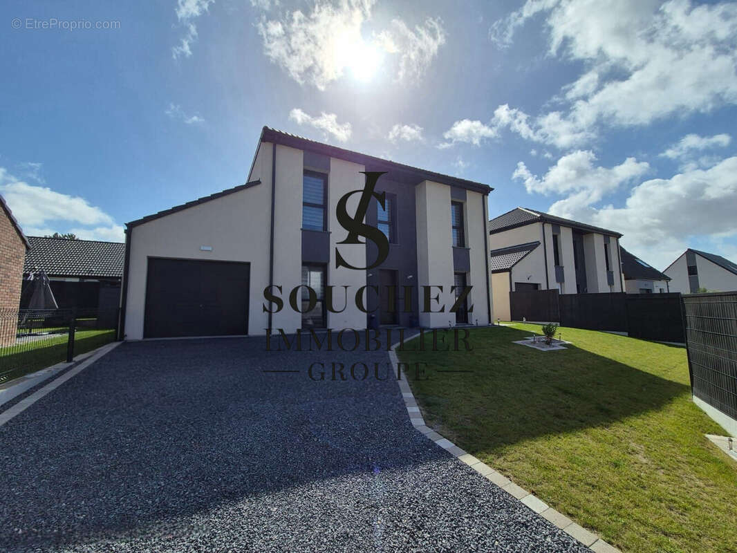 Maison à SAINS-EN-GOHELLE