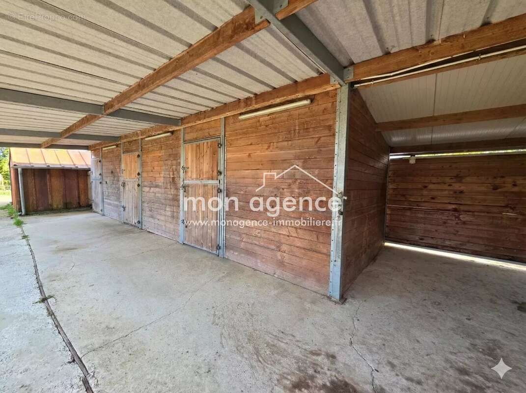 Maison à NEUFCHATEL-EN-BRAY