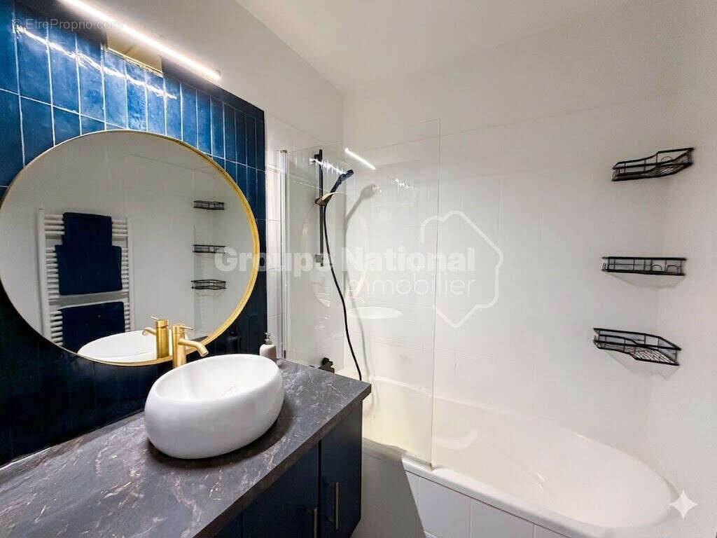 Appartement à MARSEILLE-2E