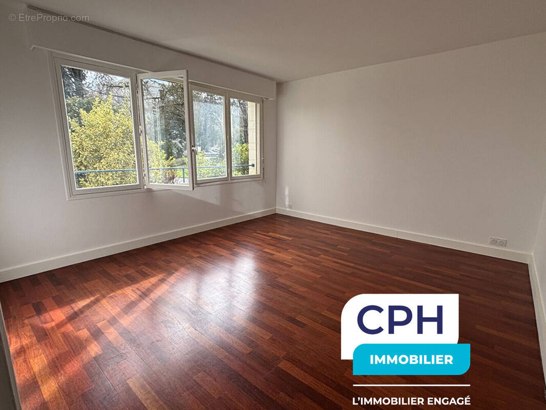 Appartement à VERSAILLES