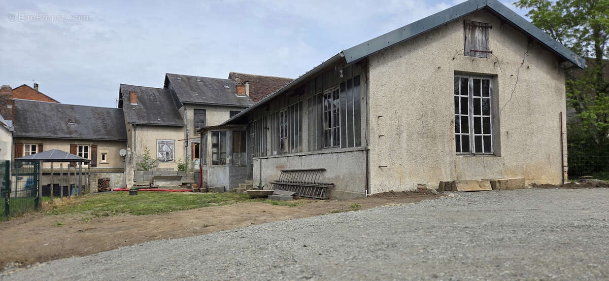Maison à LUBERSAC