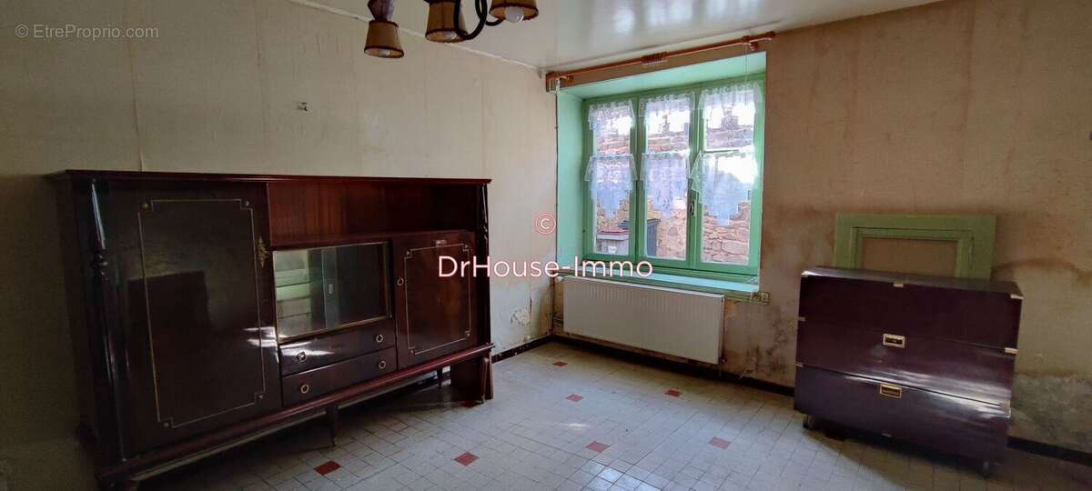 Maison à SAINT-GEORGES-D&#039;AURAC