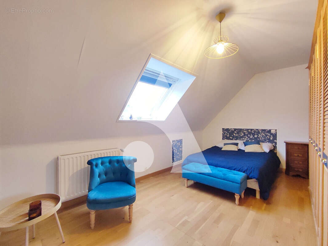 Maison à SAINT-MARTIN-AU-LAERT