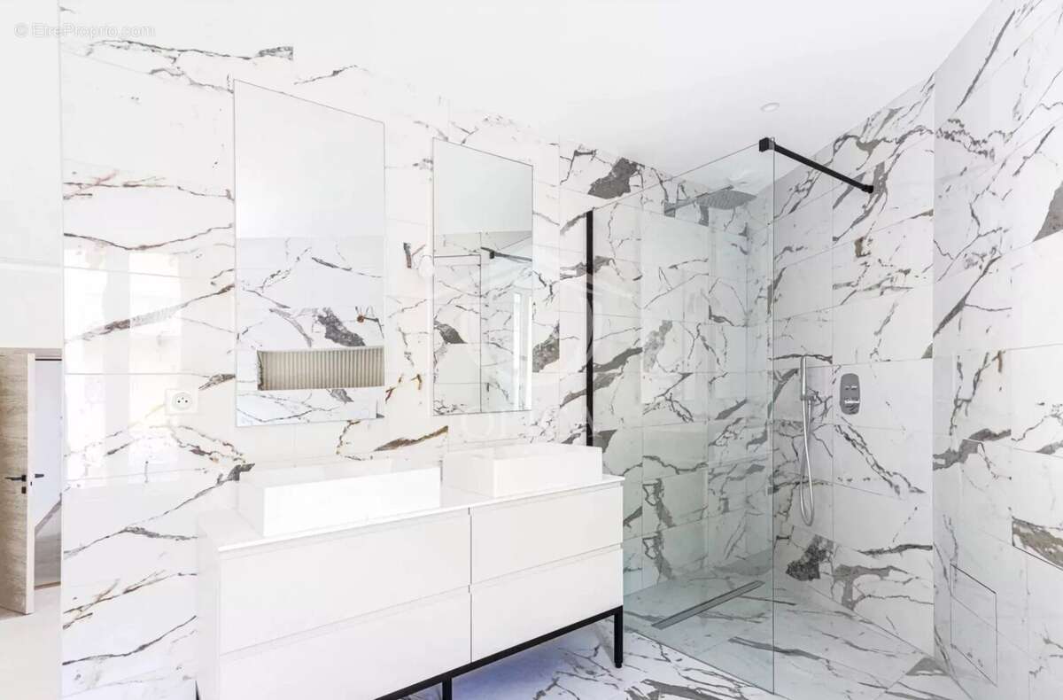 Nice Garibaldi - Magnifique appartement 3 pièces - photo 7