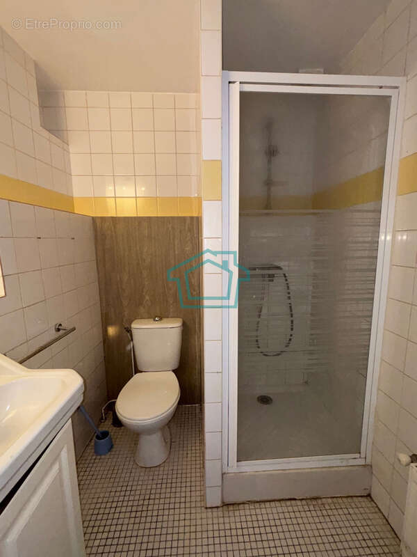 Maison à LA QUEUE-LES-YVELINES