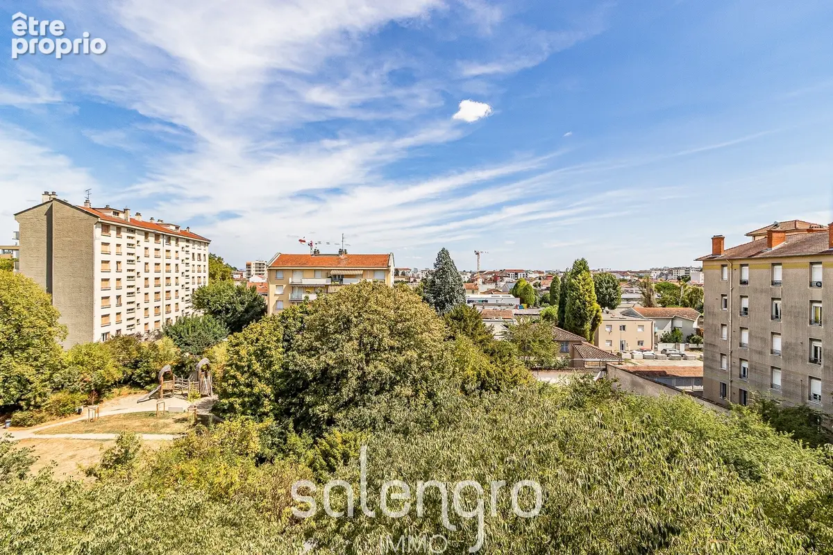 Appartement 58 m² à Villeurbanne  - photo 5