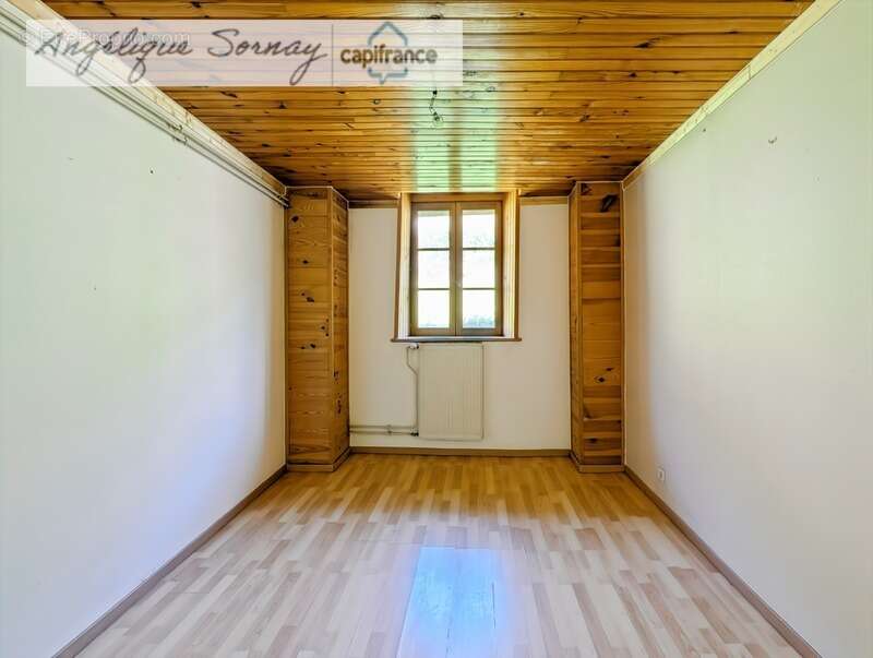 Maison mitoyenne avec potentiel – 103 m² habitables – Montrevel Morges (39320), secteur Jura - photo 18