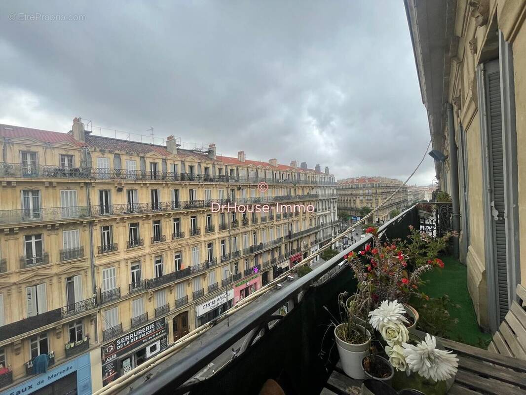 Appartement à MARSEILLE-2E