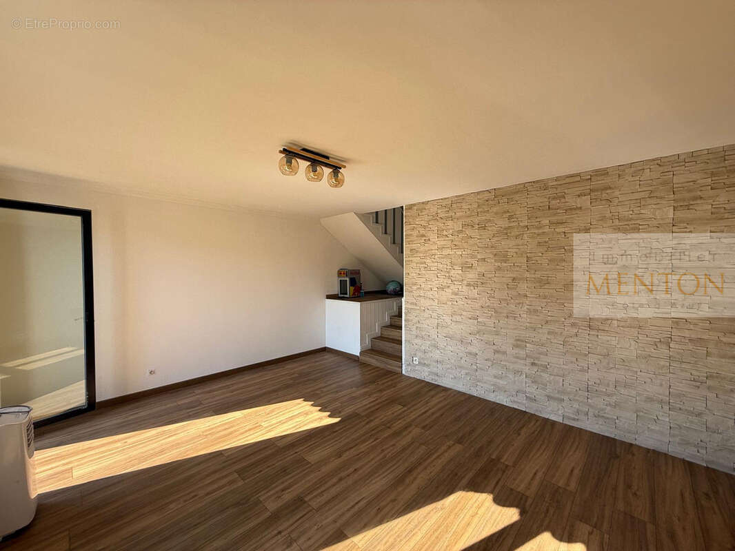 Appartement à MENTON