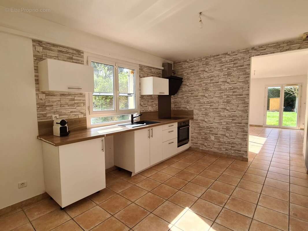 Maison à SAINT-GENIES-BELLEVUE