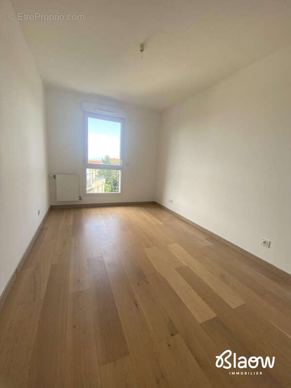 Appartement à BRON