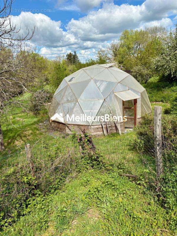 Maison à CHATELUS-MALVALEIX