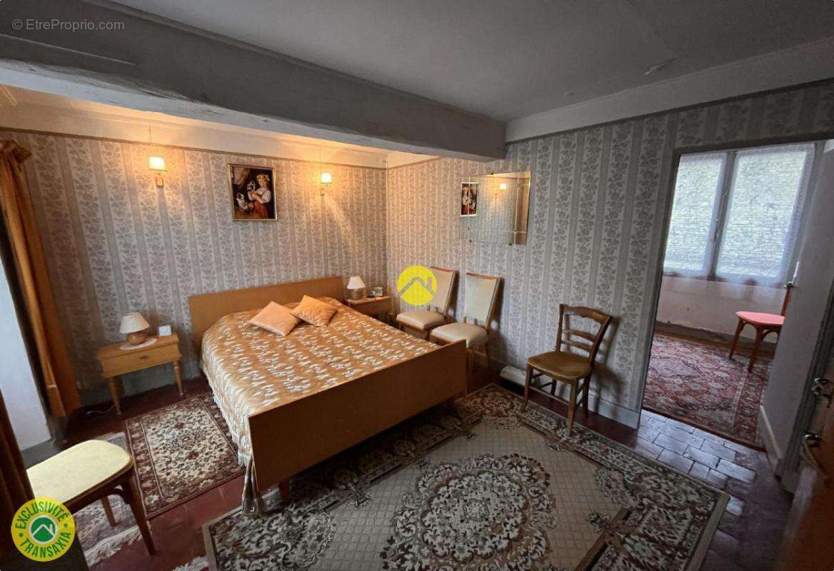 Maison à CHATEAUNEUF-SUR-CHER