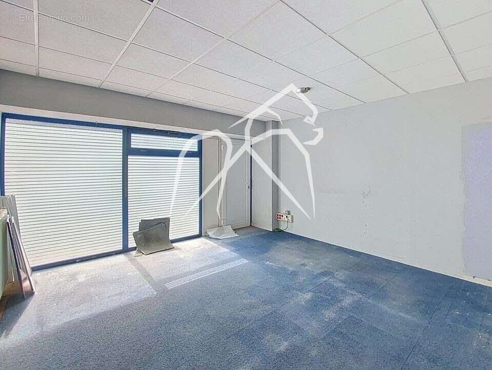 Immeuble à rénover  Rouen Rive Gauche  188 m² - photo 2
