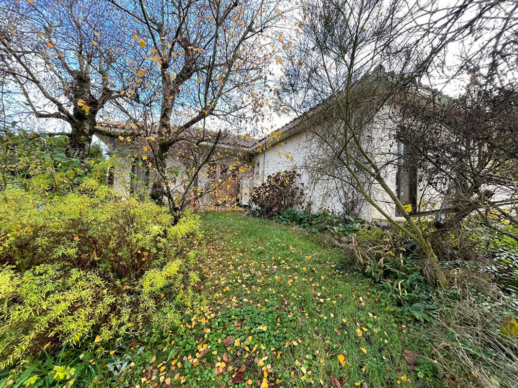 Maison à BUXEROLLES