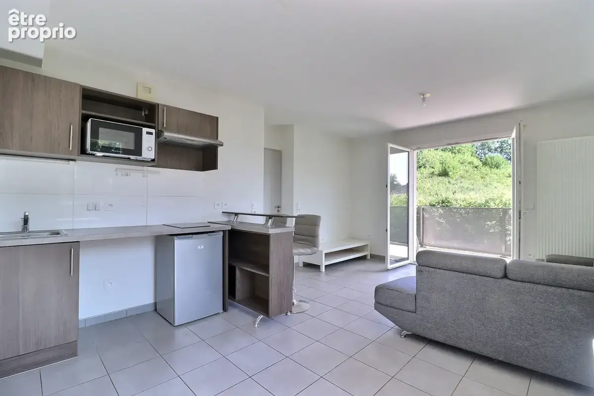 Appartement T2 avec balcon et parking - photo 2