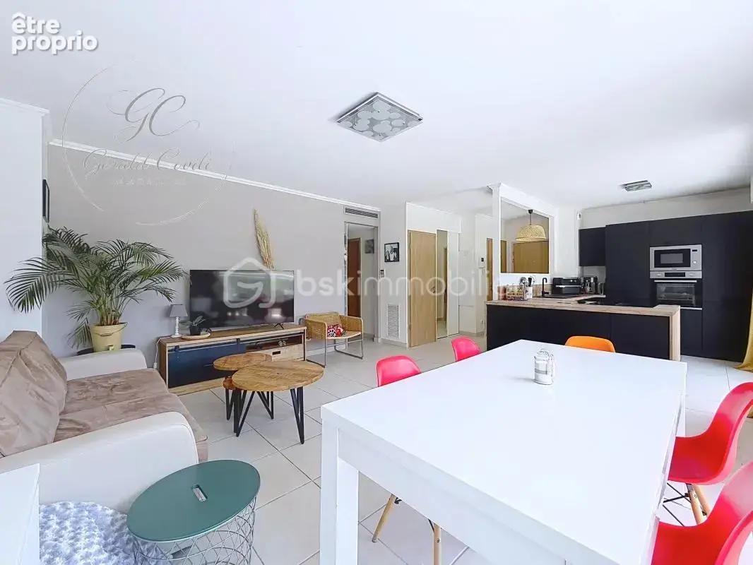 Appartement 3 pieces de 73 m² / terrasse de 55 m² / mandelieu-la-napoule - photo 5