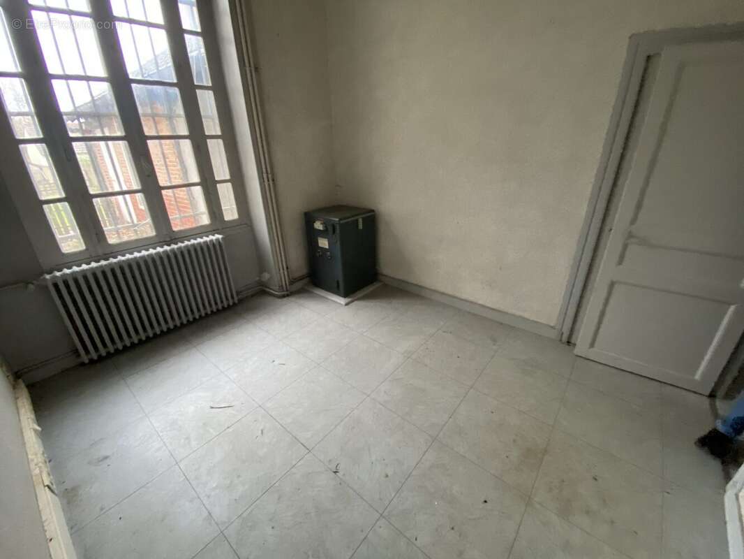 Appartement à LE CHATELET