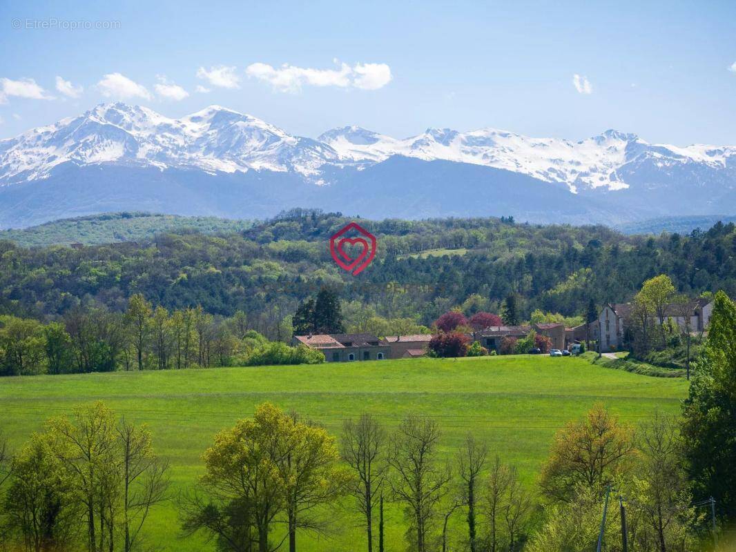 Appartement à LAGARDE