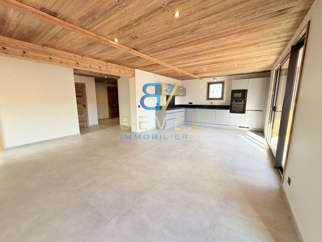 Appartement à SAINT-SORLIN-D'ARVES