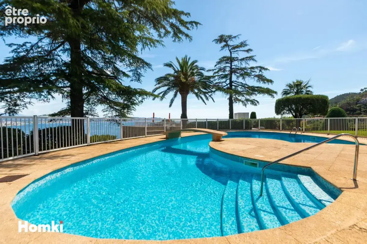 Théoule – 2 pièces, plages à pied et piscine avec vue panoramique - photo 10