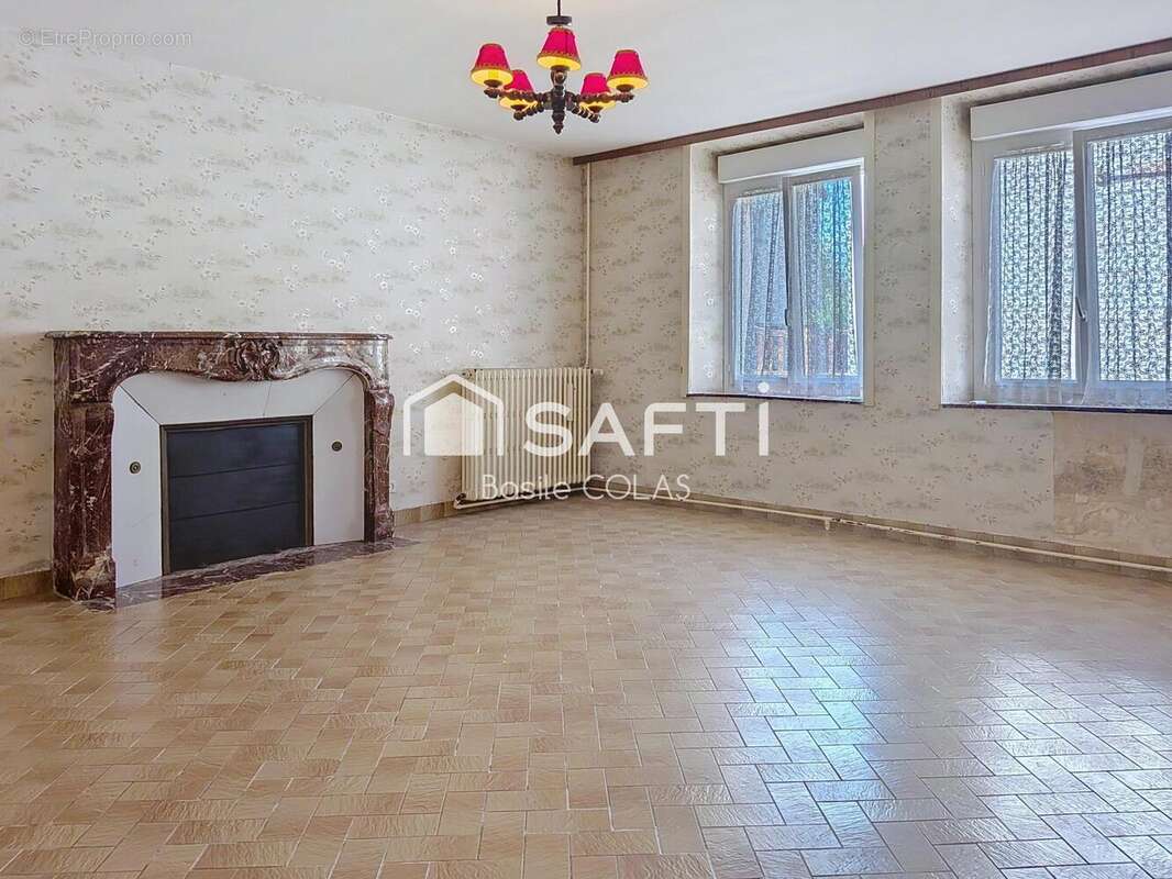 Photo 3 - Maison à AUSSONCE