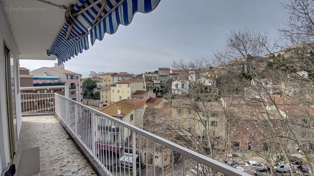 Appartement à CAGNES-SUR-MER