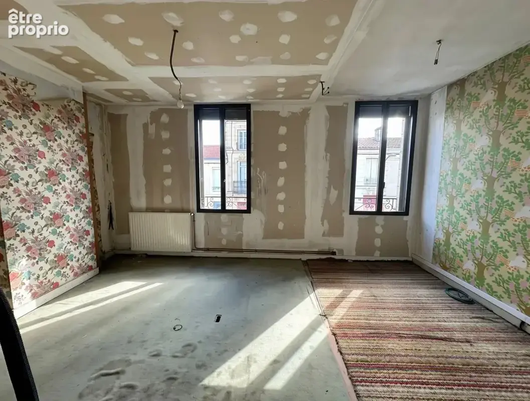 Maison en pierre 100 m² – Beaux volumes – Jardin – DPE D - photo 12
