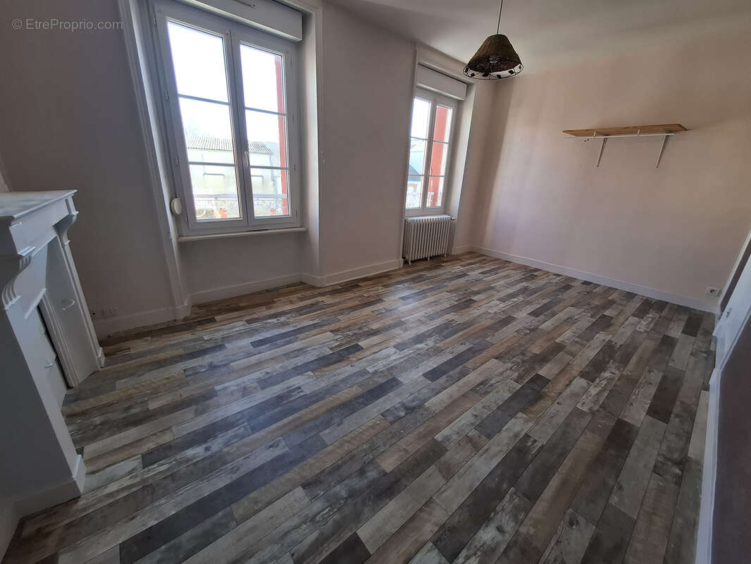 Maison à SAINT-PAIR-SUR-MER