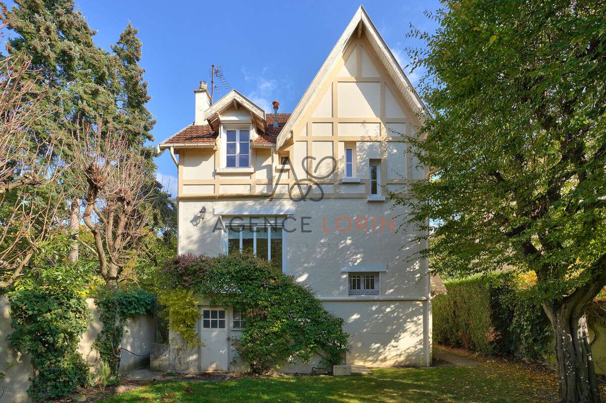 Maison à LE VESINET