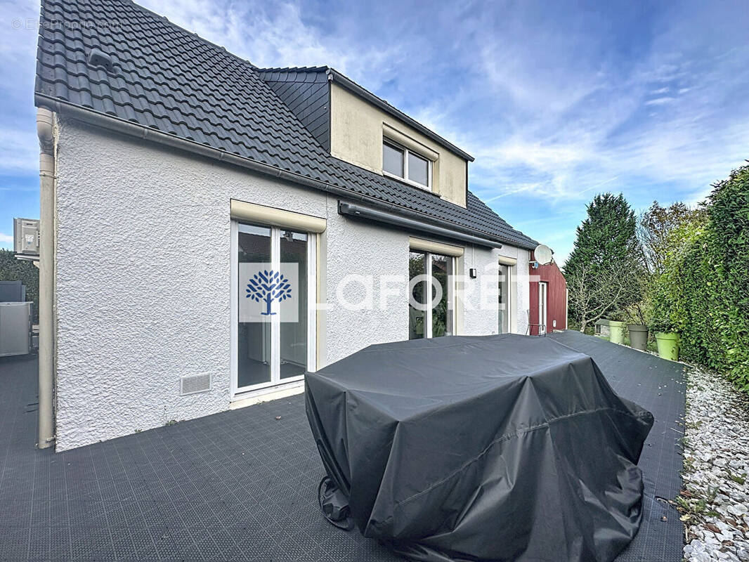 Maison à QUEVREVILLE-LA-POTERIE