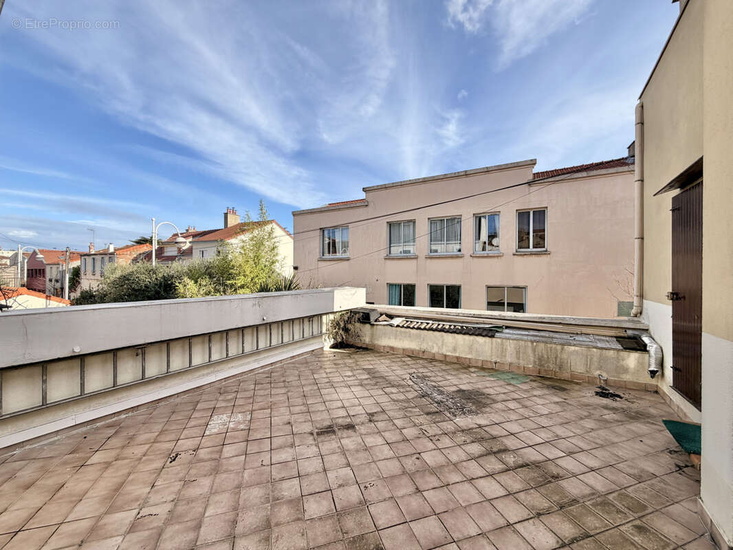 Maison 110 m² à Bagnolet  - photo 3