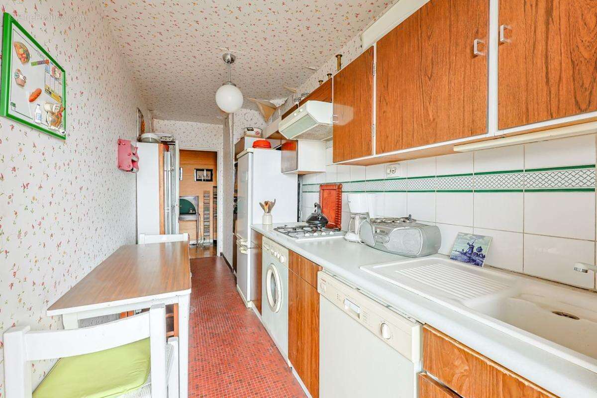 Appartement à PARIS-12E