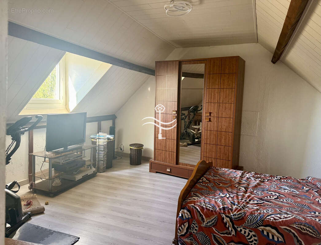 Maison 93 m² à Ouffieres  - photo 9