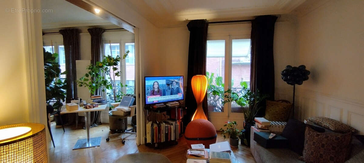 Appartement à PARIS-6E