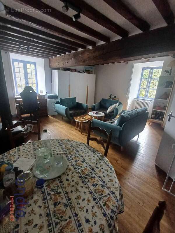 Maison à CHERONNAC