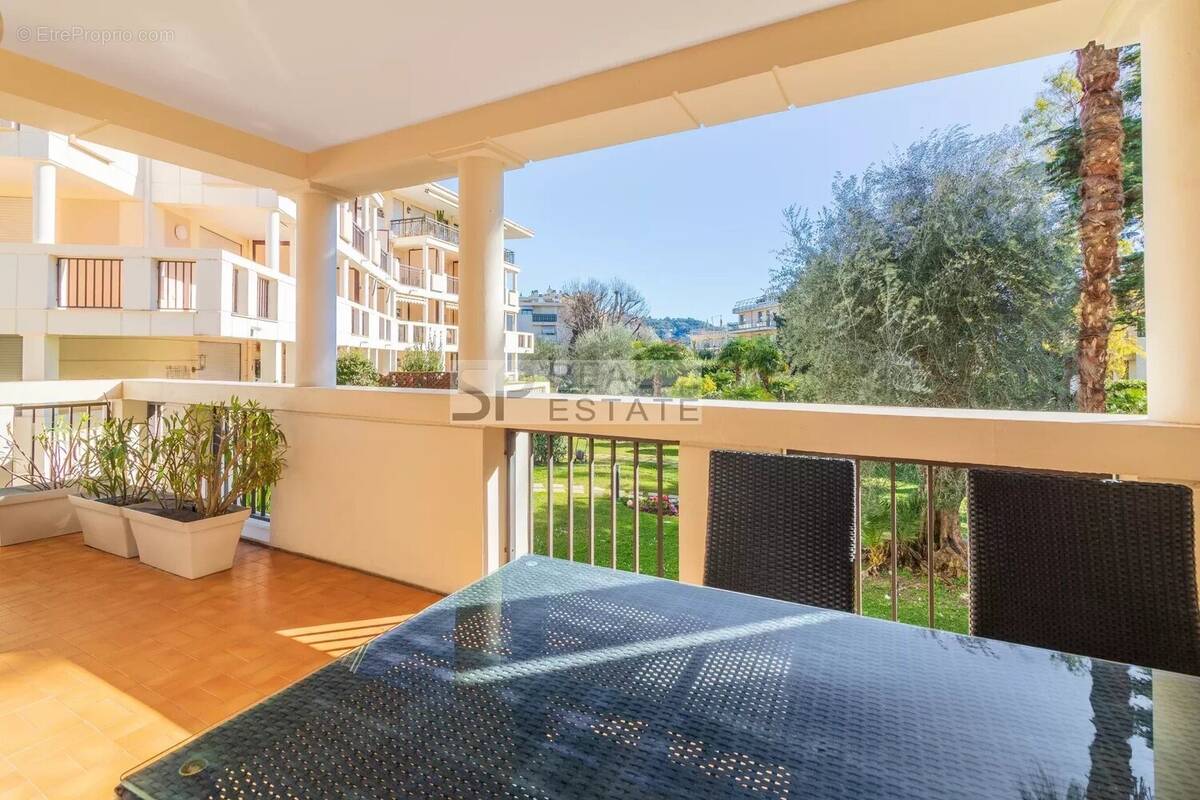 Appartement à CANNES