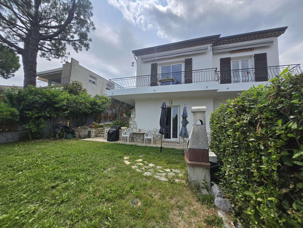 Maison à CAGNES-SUR-MER