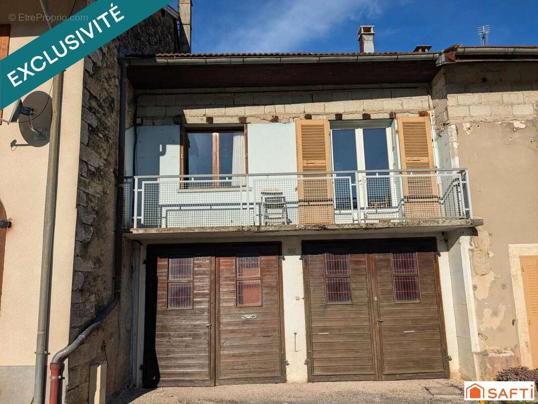Maison 250 m² à Etival  - photo 9