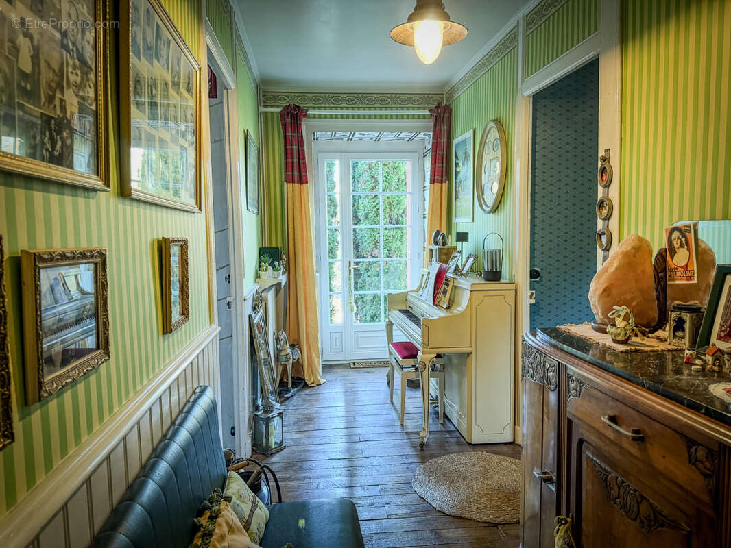 Maison à DOUZILLAC