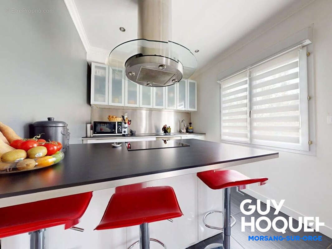 Maison à SAVIGNY-SUR-ORGE