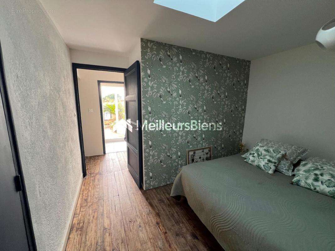 Maison à SAINT-JEAN-DE-SERRES