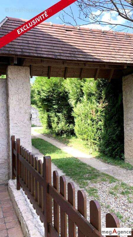 Maison à MAREIL-SUR-MAULDRE